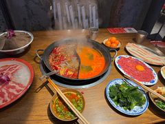 -萍姐火锅·公路夜市(武汉首店)