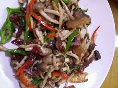 -农家土菜老煨锅(木鱼镇店)