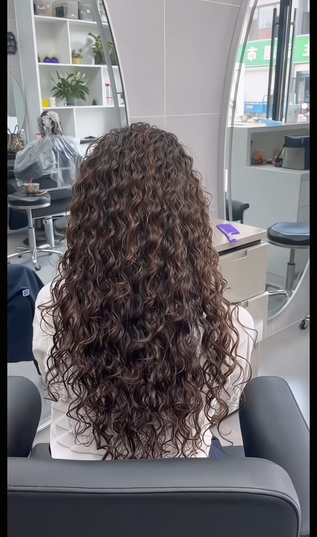 羊毛卷真的太棒啦,很适合发量少,头顶扁塌服帖的