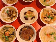 -蓝田九大碗民俗食府(蓝田店)