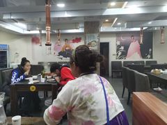 大堂-朴小妹人参鸡汤火锅(长白山万达店)