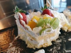 -宝利来国际大酒店-凤凰阁旋转餐厅