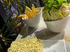 -墨脱石锅椰子鸡•香草鸭•东山羊(大东海店)