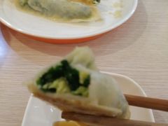 -鲜鲜锅贴(荆山路店)