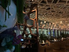 -OZONE 顶楼酒吧(香港丽思卡尔顿酒店)