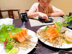 三文鱼刺身-山上下日本料理(万象城店)