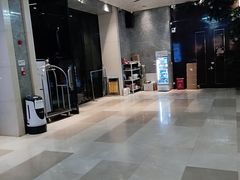 -粤塔x电竞酒店(深圳龙华大浪后浪新天地店)