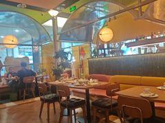 -芭莉与彩虹西餐厅(成都合生汇店)