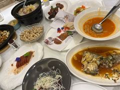 -沪华海鲜大酒楼(南汇店)