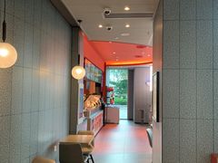 -肯德基(新地中央店)