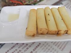 炸牛奶-周大娘牛乳(旧寨古村总店)