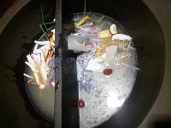 -咕嘟草帽鱼·牛奶一样的鲜鱼汤(包河万达广场创始店)