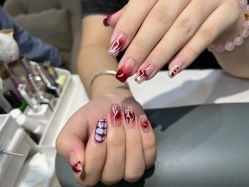 -UGIRL有个美甲
