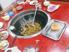 -哈尔滨东北铁锅炖(都督街店)