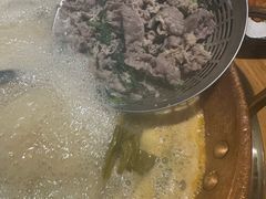 -洱火云南酸菜牛肉火锅(石景山当代商城店)