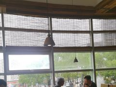 -蜜桃餐厅·伴山(湖滨商业街店)