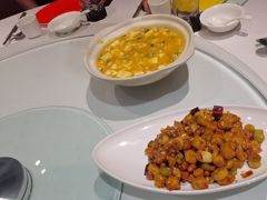 -渝信川菜 · 川味家常菜(财富购物中心店)