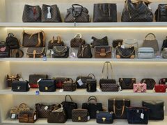 -六六奢品·vintage中古·回收二手奢侈品包包手表首饰(环球港店)
