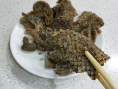 酥炸鱼皮-明兴正宗潮州五彩鱼蛋粉面(中山六路店)
