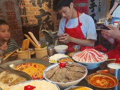 -萍姐火锅·公路夜市(武汉首店)