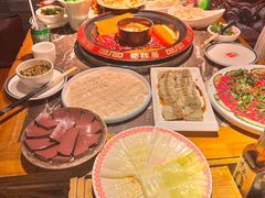 -蜀辣居鲜货老火锅(双流万达店)