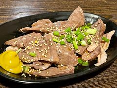 荷尔蒙刺身-拉面莊夢語＆中华料理八椿