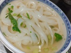 -潮界(LU·ONE凯德晶萃广场店)