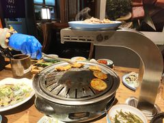 -明洞阿姨·韩式酱蟹烤肉·创意料理(三元桥店)