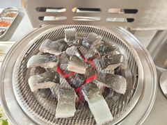 -围炉肉舍•炭烤活鳗•丹东海鲜烤肉(步行街店)