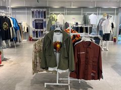 -美特斯邦威(新天地购物中心店)