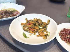 -连鹭海鲜·海肠捞饭·海胆饭(星海店)