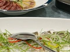 -姜君·千岛湖鱼头馆(浦东大道店)