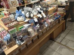 -猫的天空之城概念书店(苏州诚品店)