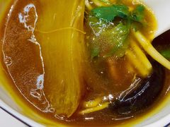 -新加坡泰园村酒楼直营(新华路店)