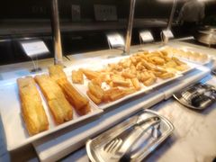 -筠咖啡西餐厅(上海国展宝龙丽筠酒店)