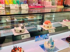 面包甜点陈列柜-巴黎贝甜(豪浦店)