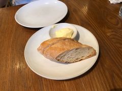 -ROAST coffee & eatery