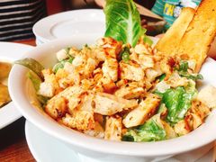 凯撒鸡肉色拉-Pancakes on the rocks(Darling Harbour)