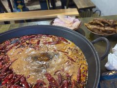-黄潇洒老火锅(九眼桥宏济巷店)