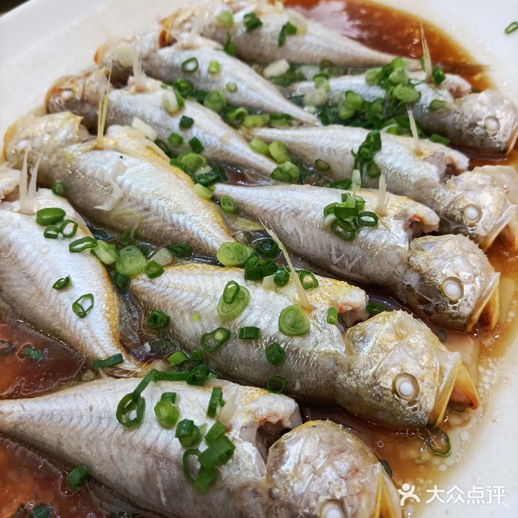 今天约了朋友们到中山坦洲的「海鮮佬餐厅」午餐