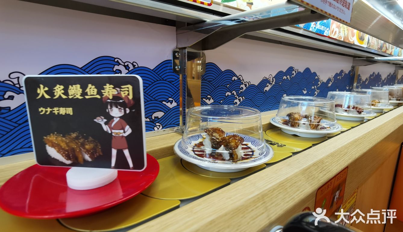 孩子多吃了不少也扭到了心仪的皮卡丘