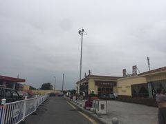 -凌海服务区-停车场