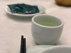 -五谷芳乳鸽王(海景店)
