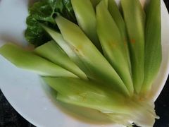 -憨孃孃·重庆老火锅(红山黑金店)