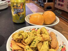 -沸炉重庆老火锅(军事博物馆店)