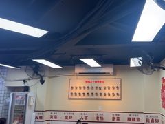 -明姨仔潮汕美食·碳炉猪脚·汕尾牛腩饭·起片鸡煲(起义路店)