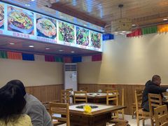 -乡土特色.冷锅鱼.牦牛肉汤锅