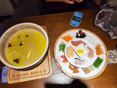 -芸南道·过桥米线(昆明老街旗舰店)