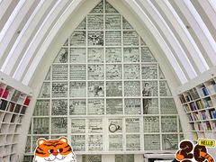 -钟书阁(松江泰晤士小镇店)