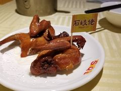 招牌烤乳鸽-石岐佬中山菜馆(张溪店)